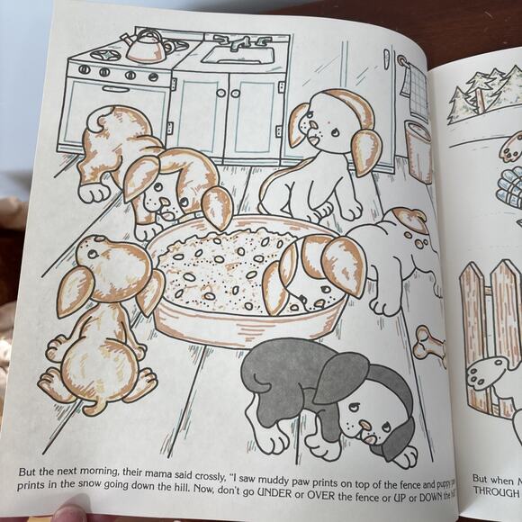 Golden Book poky little puppy's first christmas Paint With Water Book Unused 70s - Picture 9 of 9